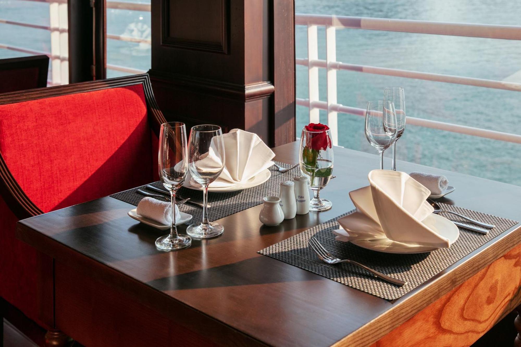 Hotel Halong Dragon Bay Cruise Hạ Long Exterior foto
