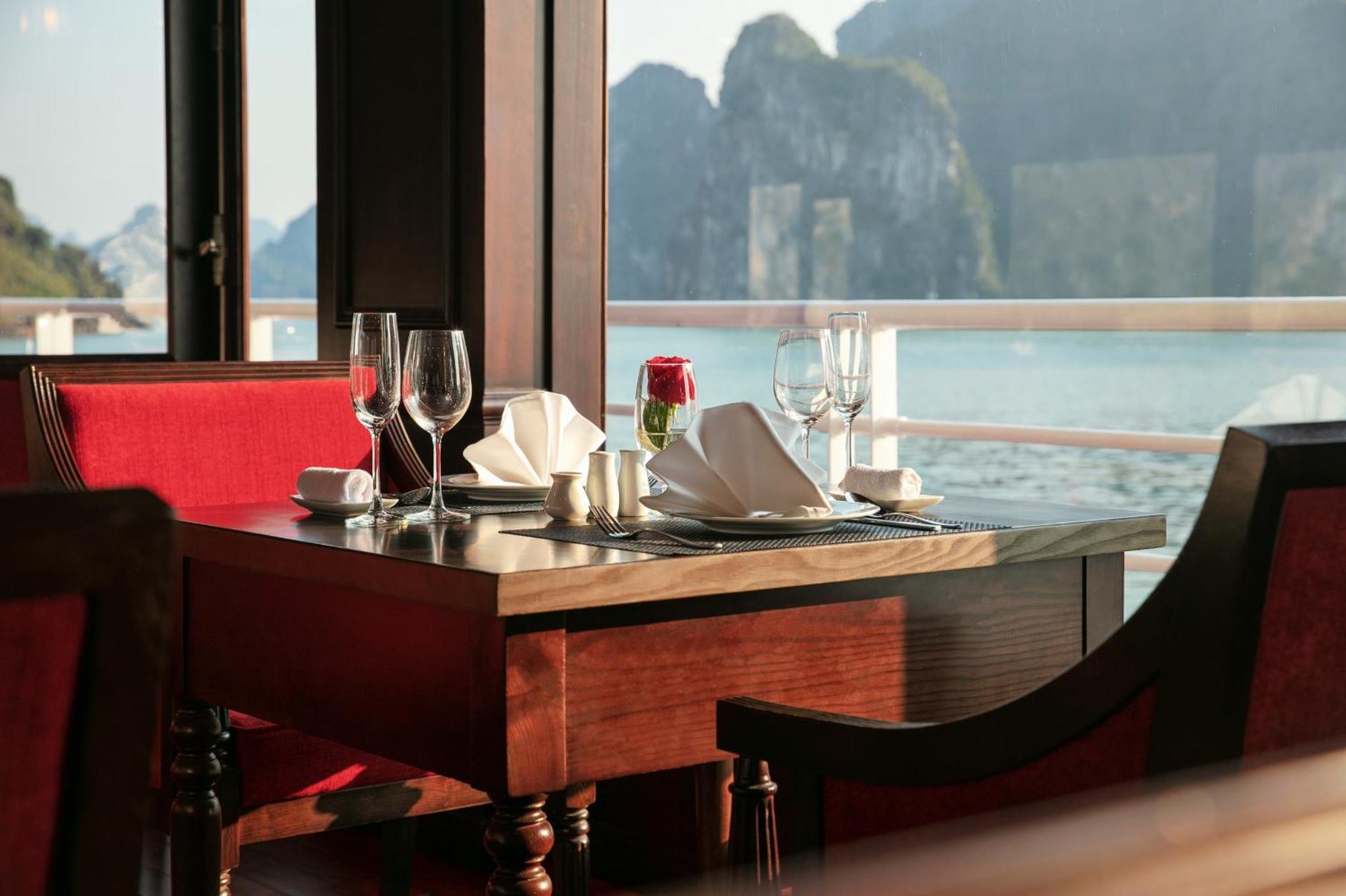Hotel Halong Dragon Bay Cruise Hạ Long Exterior foto