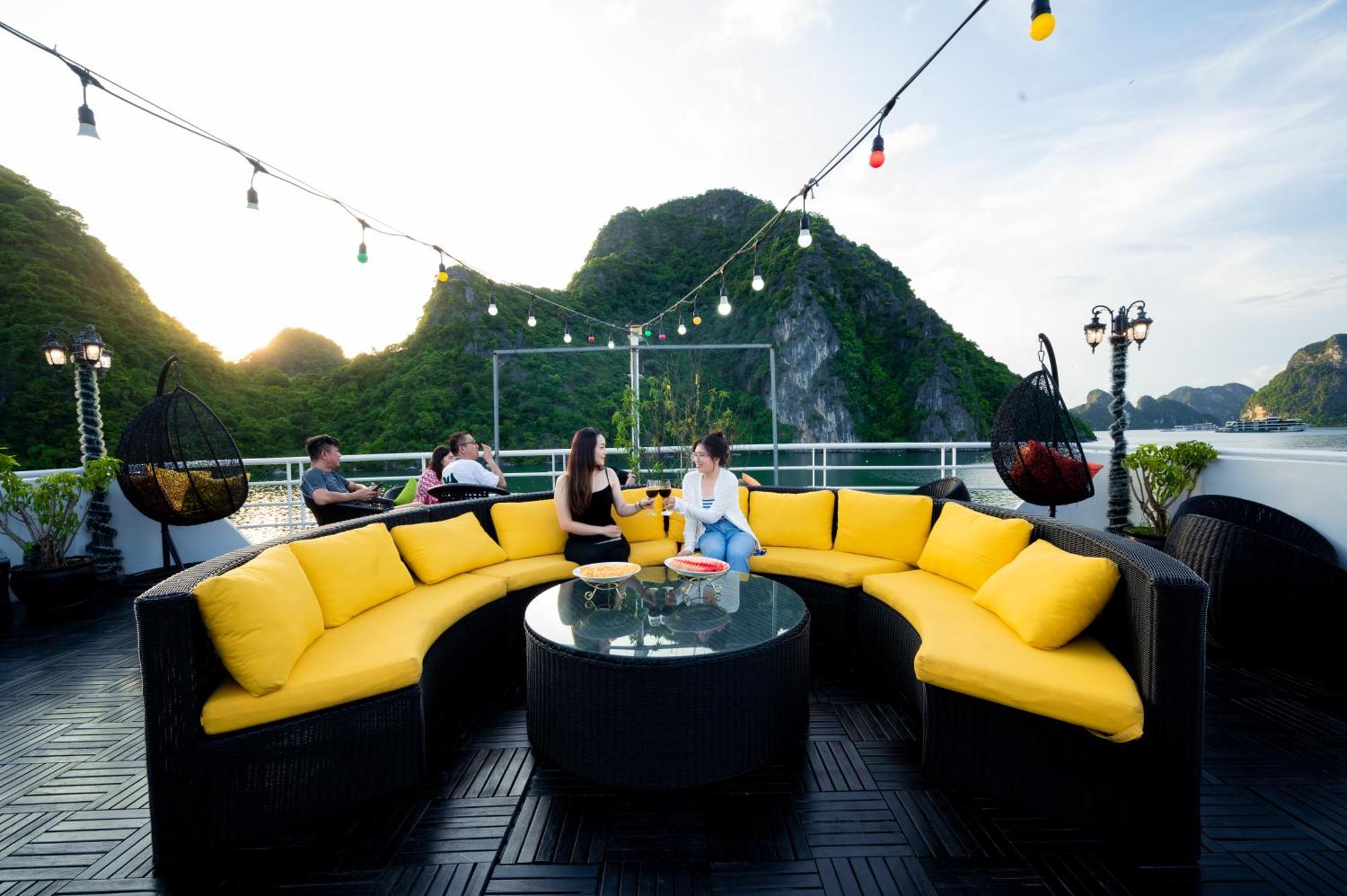 Hotel Halong Dragon Bay Cruise Hạ Long Exterior foto