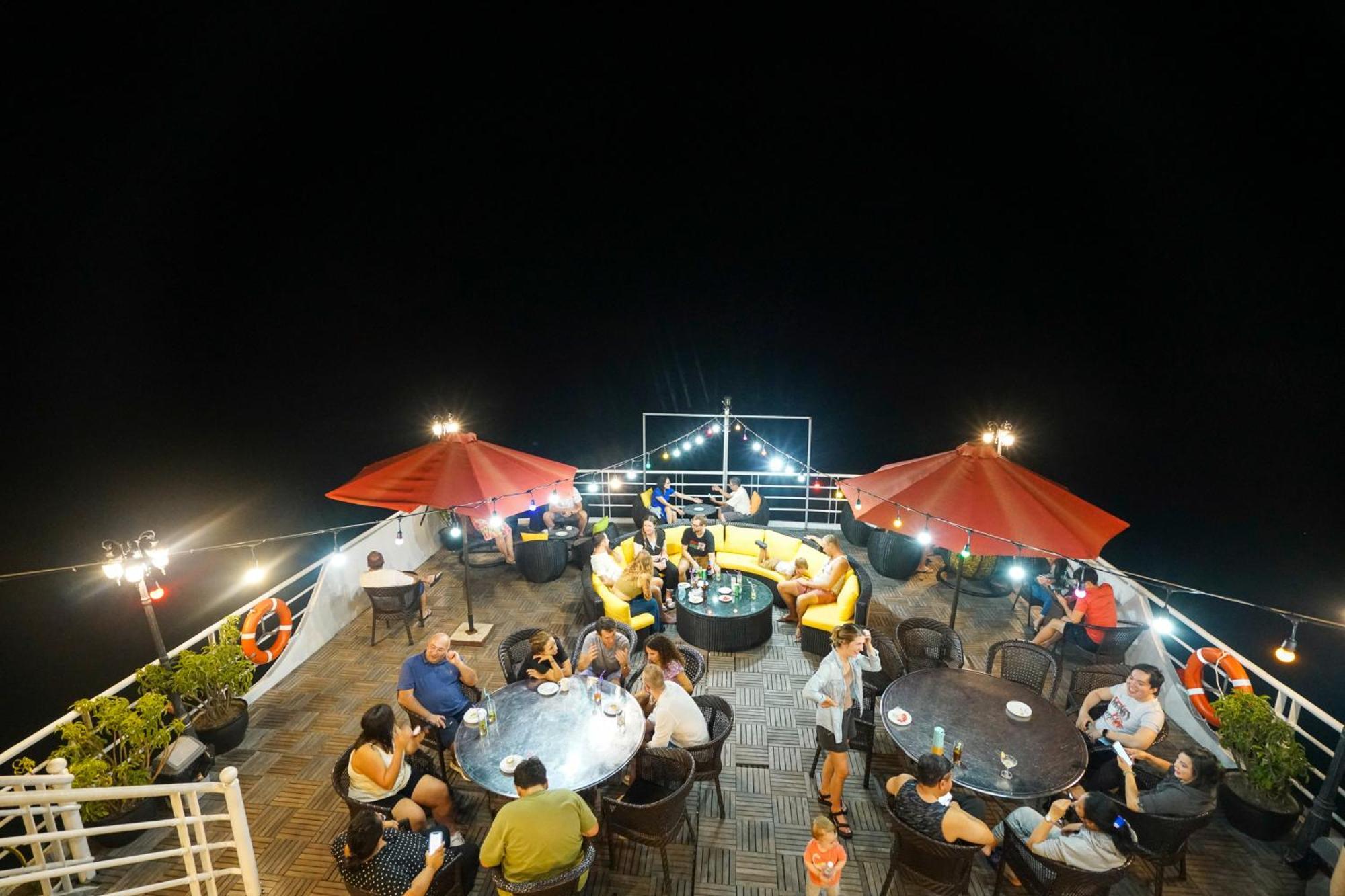 Hotel Halong Dragon Bay Cruise Hạ Long Exterior foto