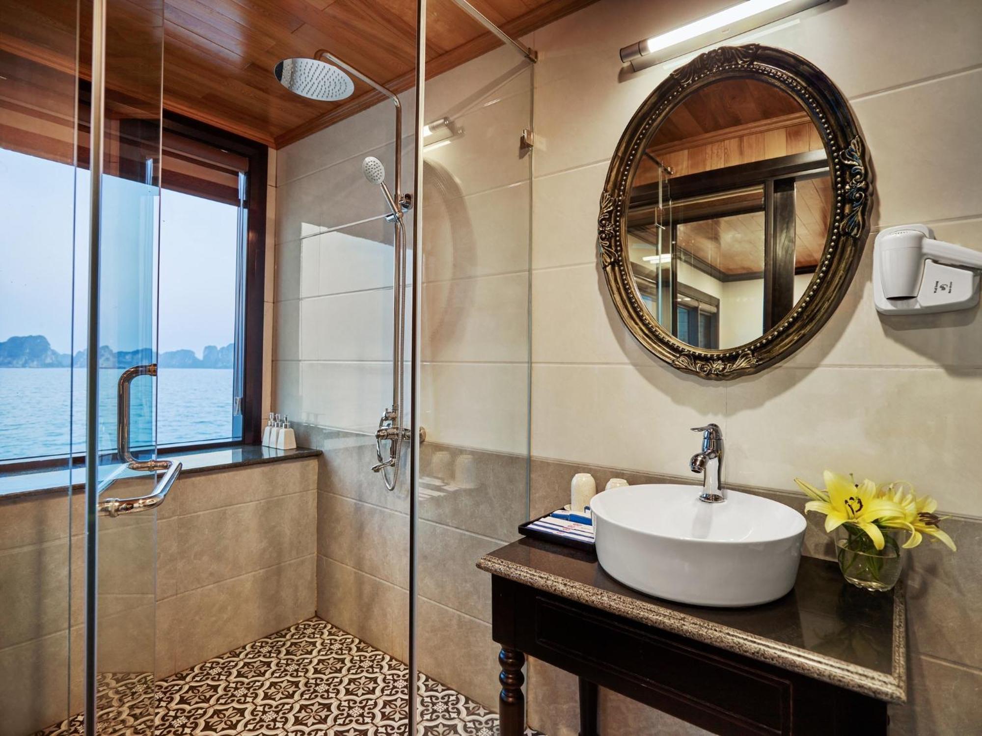 Hotel Halong Dragon Bay Cruise Hạ Long Exterior foto